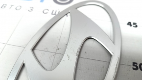 Hyundai Santa Fe 24-26 trunk logo emblem, gray, scratched, paint chipped