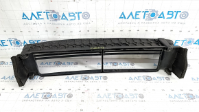 Lower radiator deflector for Kia Sportage 23-25 2.5