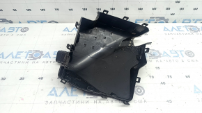 Hyundai Santa Fe 24-26 hood fuse box lower cover