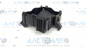 Kia Sportage 23-25 2.5 hood fuse box lower cover cracks