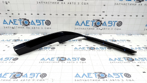 Right tailgate spoiler trim for Hyundai Santa Fe 2024-2026 (scratch)