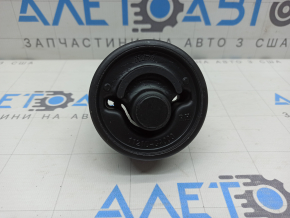 Right engine mount bushing for a Nissan Murano z50 03-08
