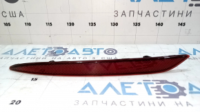 Tesla Model Y 20-25 Left Rear Bumper Reflector