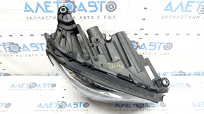 Mercedes W213 E 17-19 LED right front headlight assembly, chipped, needs polishing