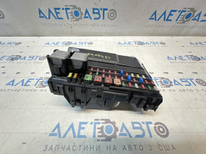 Lexus LS460 07-17 Underhood Main Fuse Box