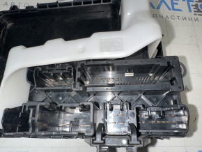 Lexus LS460 07-17 Underhood Main Fuse Box