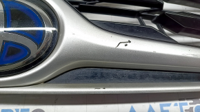 Toyota Highlander 2020-26 radiator grille assembly without camera with hybrid emblem, silver, scratches
