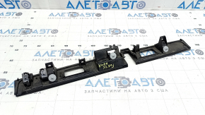 Subaru Forester 25-26 trunk license plate light strip