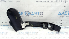 Side trim for the rear left seat of the 2nd row, left, Toyota Highlander 20-26, black, with a plug, scratches, broken fastener
