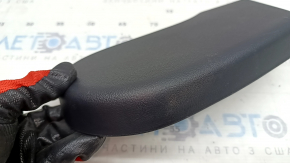 Side trim for the rear left seat, 2nd row, right, Toyota Highlander 20-26, black, scratches