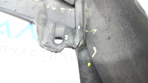 Toyota Highlander 20-26 rear bumper lip structure, cracked