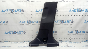 Toyota Highlander 20-26 black lower right center pillar trim, scratches