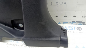 Toyota Highlander 20-26 black lower right center pillar trim, scratches