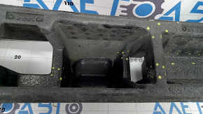 Toyota Highlander 20-26 front bumper upper absorber, cracks