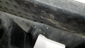 Toyota Highlander 20-26 front bumper upper absorber, cracks