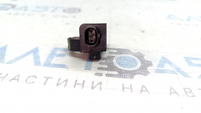 Mercedes W213 E17-23 front left airbag sensor on TV