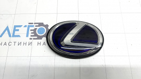 The Lexus logo emblem on the tailgate of the Lexus UX250h 19-22