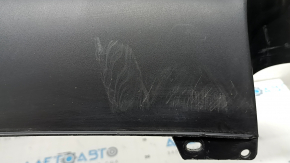 Mazda CX-5 22-23 rear bumper lip structure, scratches