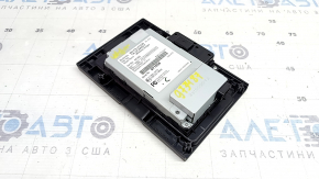 Toyota Highlander 20-22 Wireless Charging Module Scratched
