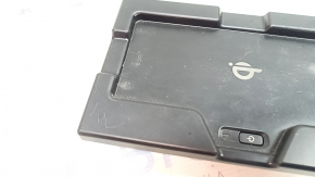 Toyota Highlander 20-22 Wireless Charging Module Scratched