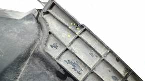 Toyota Highlander 20-26 2.5 hybrid, 3.5 automatic transmission radiator deflector, broken, missing fragment, dented