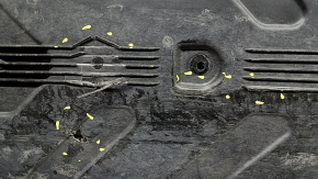 Left underbody protection for Mercedes W213 E 17-23: cracks, fractures, missing fragments