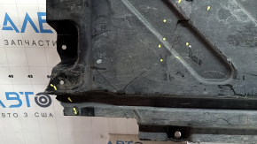 Right underbody protection for Mercedes W213 E 17-23: cracks, fractures, missing fragments