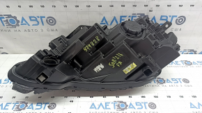 Kia Sorento 21-24 HEV LED Projector Headlight, Right Front, Worn