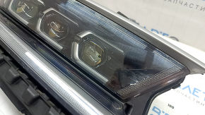 Kia Sorento 21-24 HEV LED Projector Headlight, Right Front, Worn
