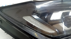 Kia Sorento 21-24 HEV LED Projector Headlight, Right Front, Worn