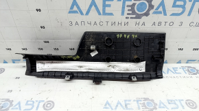Kia Sorento 21-26 HEV, PHEV black inner rear right door sill plate, scratches