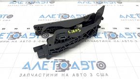 Kia Sorento 2016-2017 HEV, PHEV chrome gas pedal cover
