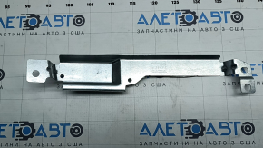 Upper front right fender bracket Volvo XC60 18-26