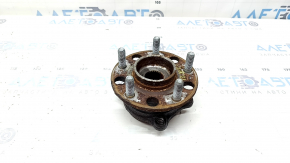 Rusty front right hub for a 2021-2026 Kia Sorento