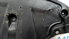 Kia Sorento 21-26 HEV, PHEV engine protection is cracked and dented