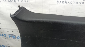 Kia Sorento 21-26 HEV, PHEV black electric trunk lid trim with handle, scratches, deformed plastic