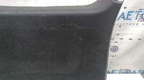 Kia Sorento 21-26 HEV, PHEV black electric trunk lid trim with handle, scratches, deformed plastic