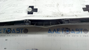 Kia Sorento 21-26 HEV, PHEV black electric trunk lid trim with handle, scratches, deformed plastic