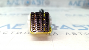 Lexus UX250h 19-21 SRS airbag computer module black connector