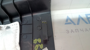 Kia Sorento 21-26 HEV, PHEV trunk opening trim, black, scratches, broken fasteners
