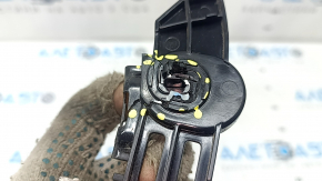 The right rear bumper mount for a Toyota Camry v70 18-24 is broken.