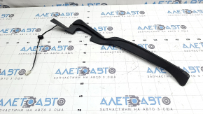 The right Kia Sorento 21-26 trunk lid position sensor has broken mounts.