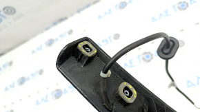 The right Kia Sorento 21-26 trunk lid position sensor has broken mounts.
