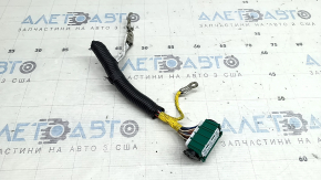 The chip for the SRS airbag computer module of the Kia Sorento 21-26 is large.