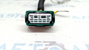 The chip for the SRS airbag computer module of the Kia Sorento 21-26 is large.