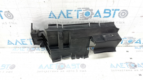 Left radiator deflector for Toyota Rav4 19-25 hybrid, broken mount