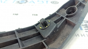 The right front bumper mount on a Toyota Rav4 19-25 has broken latches.
