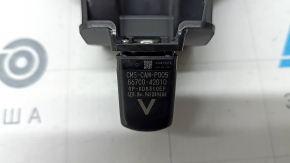 Toyota Rav4 19 rear view camera on the tailgate glass