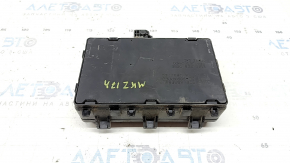 Lincoln MKZ 17-20 hybrid underhood fuse box