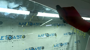 Audi Q5 8R 09-17 front right door glass scratches